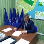 Более 50 человек обратились в местное отделение «Единой России» на прием к депутату за материальной помощью