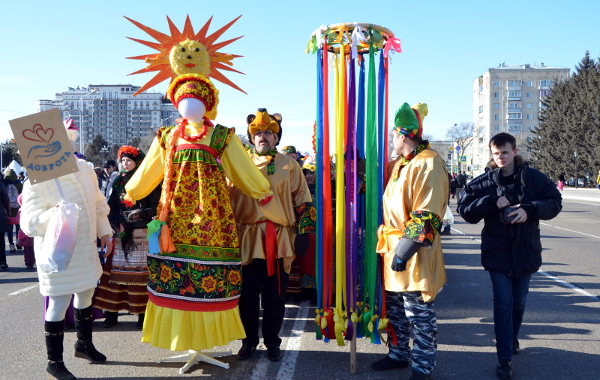 сжигание масленицы в благовещенске. масленица в благовещенске 2024. масленица в благовещенске 2024. проводы зимы. проводы зимы.