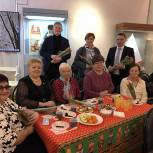 В рамках партийного проекта «Старшее поколение» сторонники и члены партии «Единая Россия» Сергиева Посада поздравили ветеранов с 8 марта