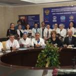 Член Президиума РПС Эльмира Абиева встретилась с коллективом Центра медицины высоких технологий имени Ш. Исмаилова
