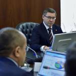 Работа многофункциональных центров помогает бороться с коррупцией, считает Владимир Якушев