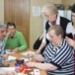 Вилючинские партийцы активно участвуют в патриотической акции «Георгиевская лента»