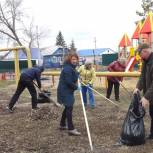 Два дня продолжался партсубботник в Кинель-Черкассах 