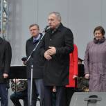 В Кирове первомайский митинг собрал свыше трех тысяч человек