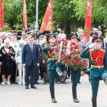 Волгоградские партийцы почтили память павших защитников Сталинграда