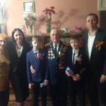 Алла Фетисова поздравила саратовских ветеранов с Днем Победы 