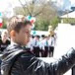 Патриотический пленэр для юных художников прошел в Хабаровске