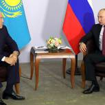 Президент РФ: Российско-казахстанский товарооборот вырос за год на 30,5%