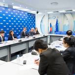 «Единая Россия» провела консультации с делегацией Народно-революционной партии Лаоса