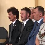 Флун Гумеров поздравил выпускников-красноселов с вступлением во взрослую жизнь