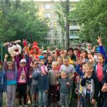 Единоросс Людмила Шашенкова организовала детский праздник для жителей КЗТЗ