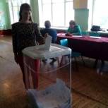 В Листвянке проголосовал самый молодой участник праймериз