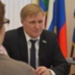 Общекраевой прием граждан проведет Партия в честь Дня России