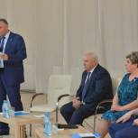 В Абакане прошла встреча участников предварительного голосования «Единой России» с партактивом