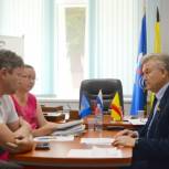 Обращения граждан рассмотрел Секретарь регионального отделения Партии Валерий Филимонов