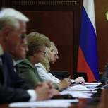 Кабмин РФ при пенсионной реформе старается учесть интересы работников – Медведев