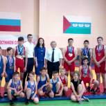 Молодые депутаты работают сообща