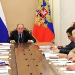 Путин призвал Правительство РФ ускорить работы по восстановлению инфраструктуры Забайкалья к зиме