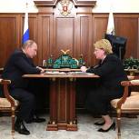 Путин высоко оценил программу Минздрава по борьбе с онкологией