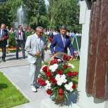 В Оренбурге установили памятник Алексею Кортунову
