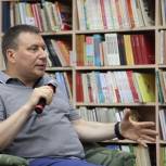 «В контакте с депутатом»: Андрей Метельский ответил на вопросы молодежи ВАО Москвы