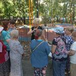 Депутат Совета депутатов МО Можайский Наталья Выступец организовала выездной прием граждан