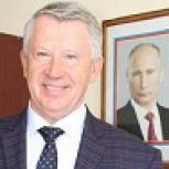 В Каменске-Уральском председатель гордумы Валерий Пермяков получил награду «За заслуги в развитии местного самоуправления»