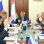 Единороссы краевого парламента проголосовали за сохранение пенсионных льгот на Камчатке для женщин от 50 лет и мужчин от 55 лет