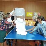На избирательных участках региона начался подсчёт голосов