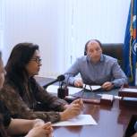 Депутат ГД помог жительнице Махачкалы с госпитализацией дочери