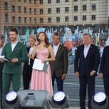 Глава Чувашии Михаил Игнатьев поприветствовал участников Парада российского студенчества