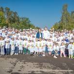 Партийцы Одинцовского района приняли участие в акции «Наш лес. Посади свое дерево»