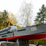 В Тюмень прибыл макет торпедного катера