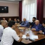 Депутат Госдумы РФ Гаджимет Сафаралиев провёл рабочую встречу по подготовке круглого стола «Развитие шахмат в Дагестане» 