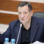 Макаров: Проект бюджета гарантирует выполнение государством всех социальных обязательств