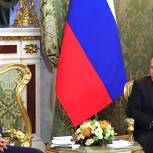 РФ обеспокоена процессом демонтажа стратегических договоров в области ограничения вооружений - Путин