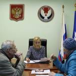 Член депутатской фракции «Единая Россия» в Гордуме Ижевска Марина Нужина провела приём граждан