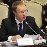 Виктор Томенко: 28 территорий Алтайского края необходимо оснастить мобильными ФАПами