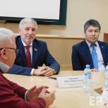 Рафаэль Марданшин пригласил студентов на стажировку в Госдуму