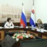 Депутаты обсудили вопросы питания детей в школах в ответ на требование Яровой защитить права учащихся