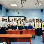 Ученики колледжа водного транспорта взяли шефство над памятником торпедному катеру