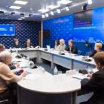 Занятость для пожилых: к концу 2024 года профессиональное переобучение пройдут 450 тыс. предпенсионеров