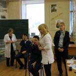 Более 400 саратовских студентов прошли проверку зрения в рамках партпроекта «Единой России»