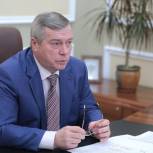 Василий Голубев: Поручаю проработать вопрос о финансировании с 2019 года ремонта подъездов