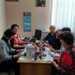 В Железнодорожном районе партийцы приглашают принять участие в акции "В Новый год вместе" 