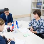 Морозов рассмотрел вопросы здравоохранения в Центральной приемной Партии