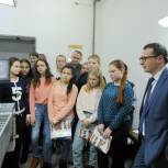 Школьники познакомились с работой издательского комплекса