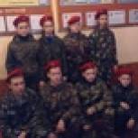 Тимские юнармейцы посетили военную часть Курска 