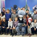 Бувайсар Сайтиев организовал благотворительный праздник детям