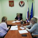 Депутат Госсовета УР Зоя Степнова провела приём граждан